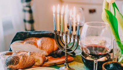 开云网站-摩洛哥队在巴黎奥运会男足比赛中展现出高效的传球配合，摩洛哥足球队主力